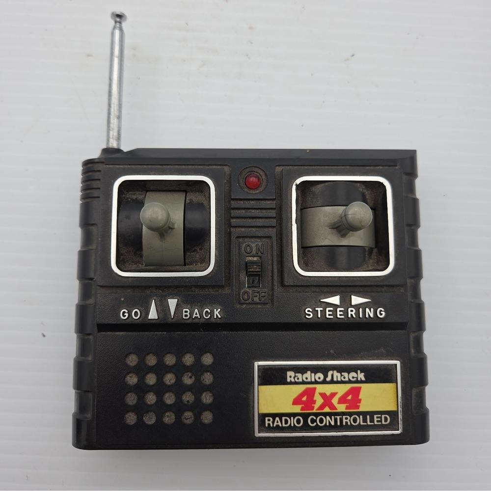 Radio Shack 4x4 Off Roader RC Monster Truck 60-4057A 27MHz Controller